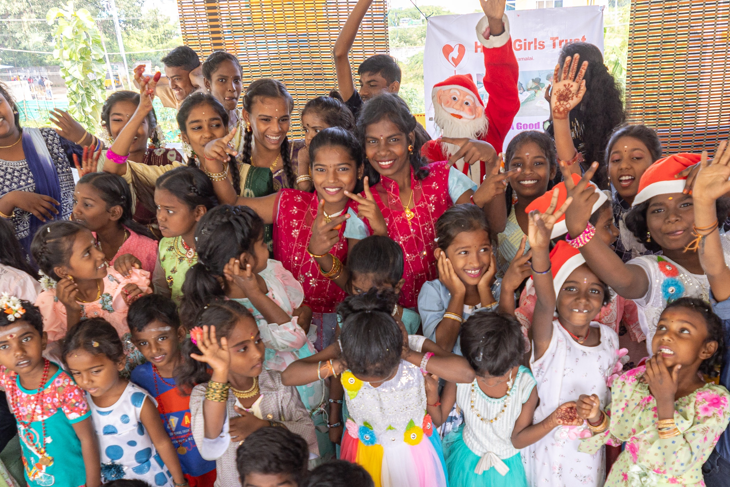 20231224122406 R5D 7177